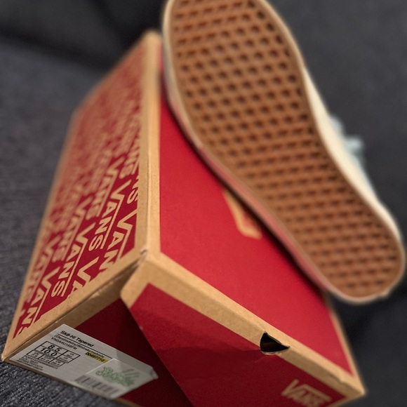 Sk8-Hi Tapered Vans - Picture 2 of 4